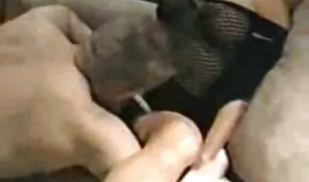 سبزه در الاغ و cums دختر و پسر سکسی در صورت.