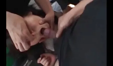 زوج در طی یک جلسه ماساژ لعنتی می شوند. فیلم سکسی دختر با دختر