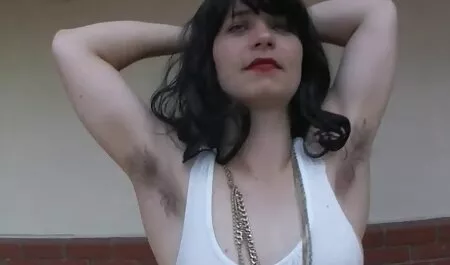 زن و شوهر با خدمتکار فاک می کنند. فیلم سکسی پسر دختر