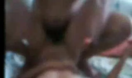 دختری که در خال کوبی است sexپدر عضو را می خورد.