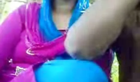 عشق ورزیدن با دو دختر جنده دبیرستانی روسی.