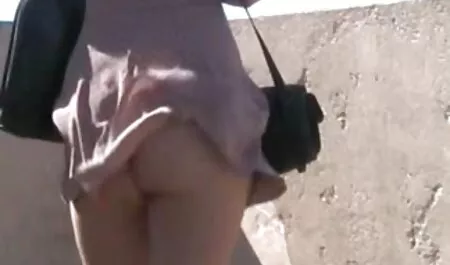 عشق بالا در آشپزخانه لعنتی. sex دوست دختر