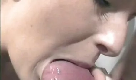 عضو بازی های سکسی دخترانه ضخیم گربه کسل کننده اسپانیایی.