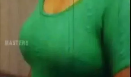 نوک پستان از آفتاب گرفتن خسته سکس دخترکم شده و به سمت نفرین می رود.