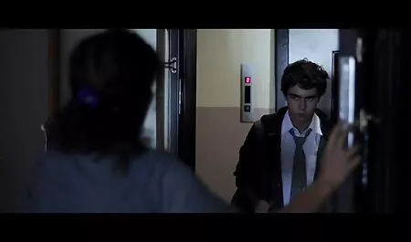 زن و روز با الاغ بزرگ لعنتی می شود. سکس دختر روحانی