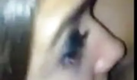 دوست دختر سخاوت پس از برداشت محصول عاشق رابطه سکس دختر با مرد گروهی است.